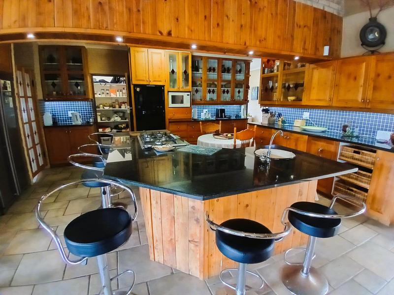 3 Bedroom Property for Sale in Stilbaai Wes Western Cape